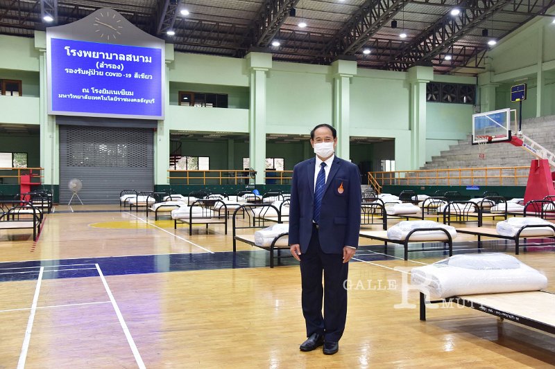 20210426-Governor inspects field hospitals-174.JPG